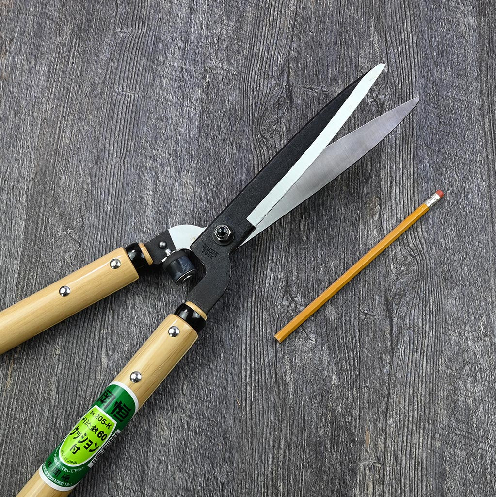 Okatsune Hedge Shears - Long Handle - size comparison