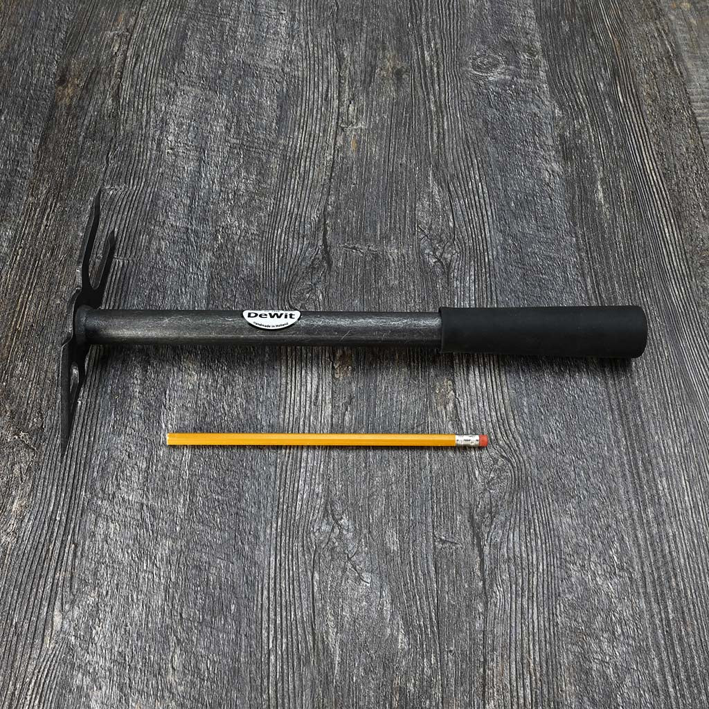 DeWit Combo Hoe w/ 2-Tine Cultivator and Diamond Point - size comparison