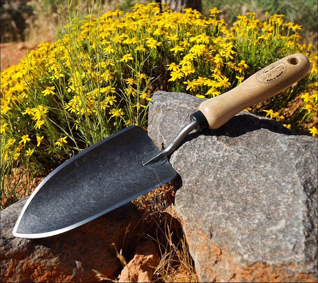 DeWit Dutch Trowel in garden