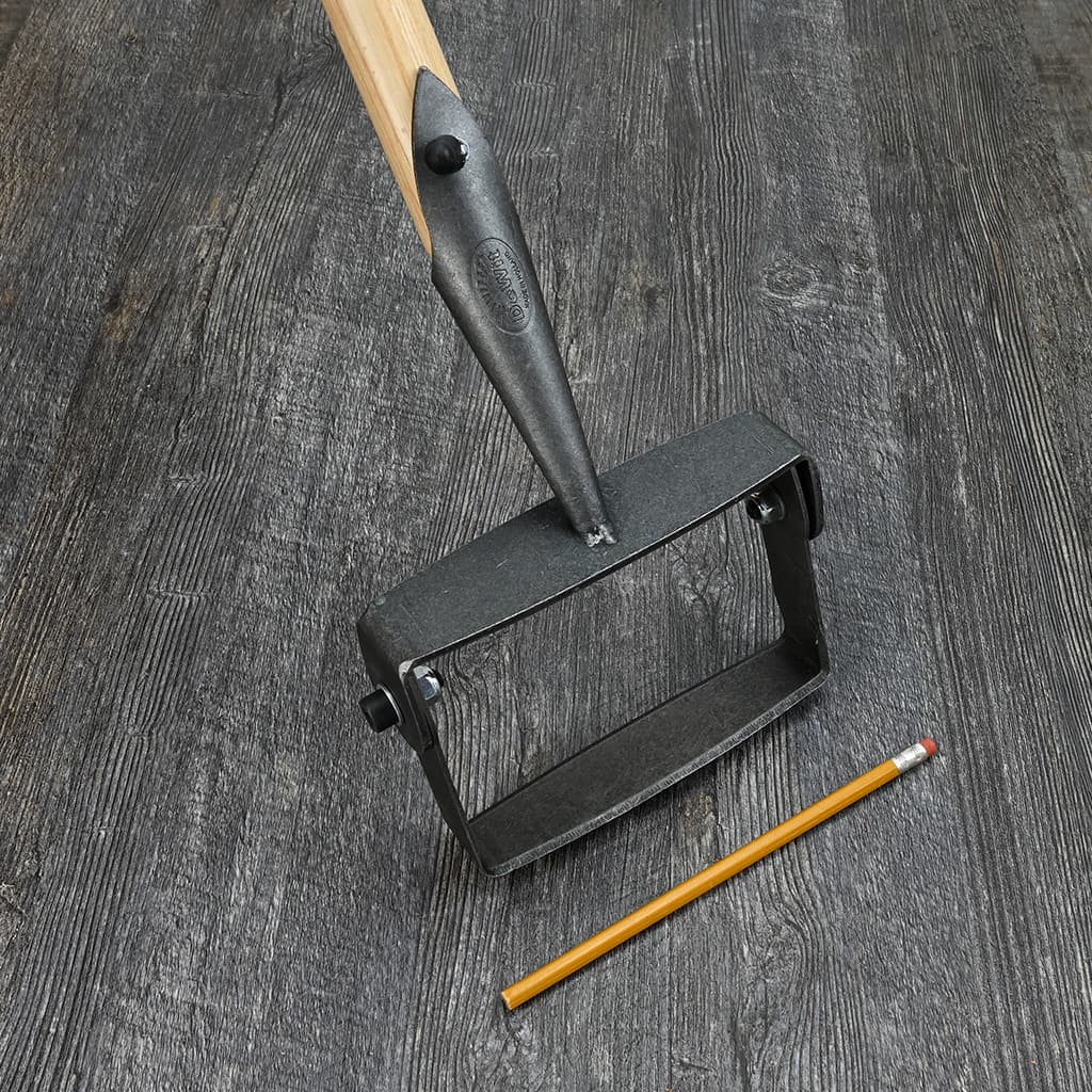 DeWit Oscillating Hoe size comparison