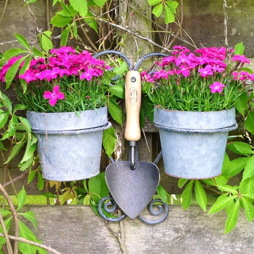 DeWit Potting Trowel in flowers