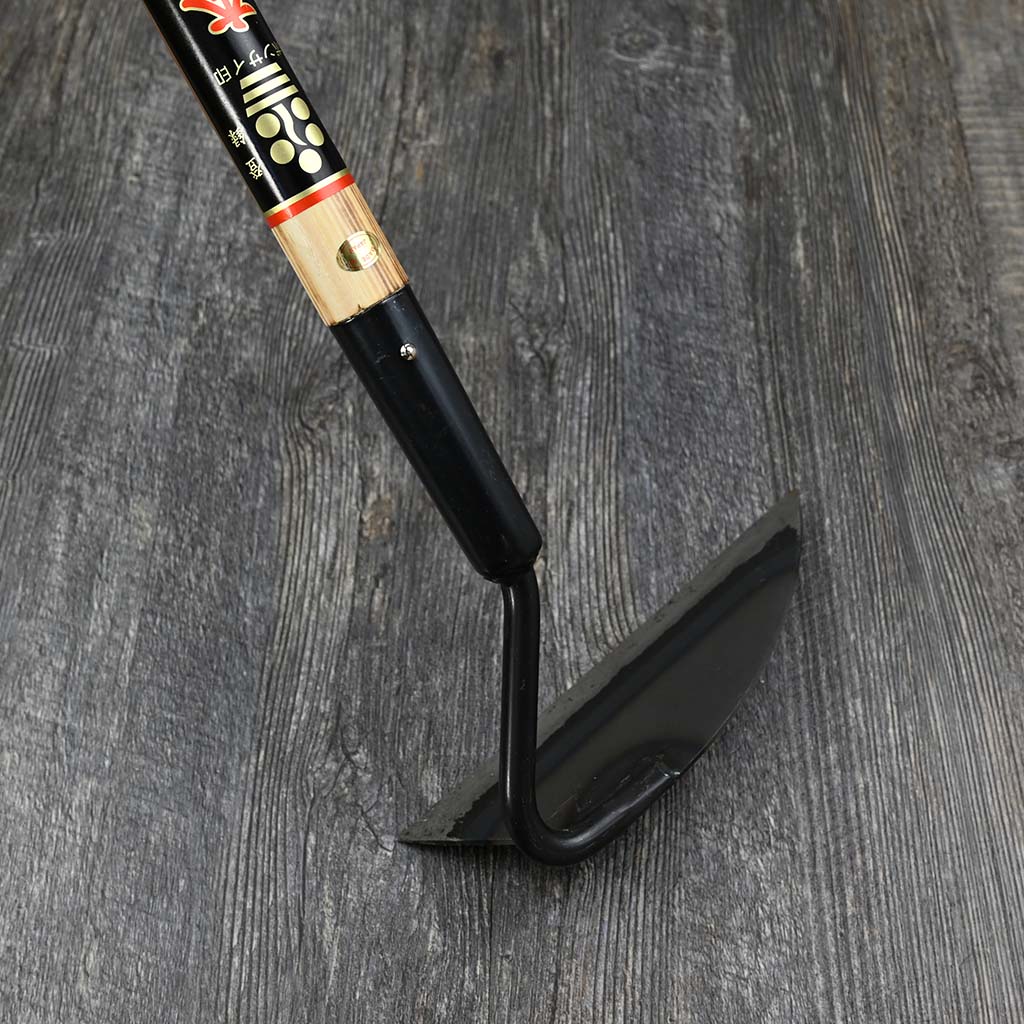 Long Handle Nejiri Gama Garden Hoe - at angle
