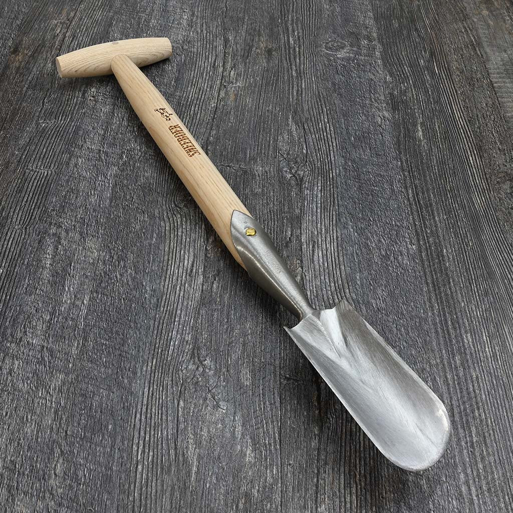 Sneeboer Bulb Shovel front view