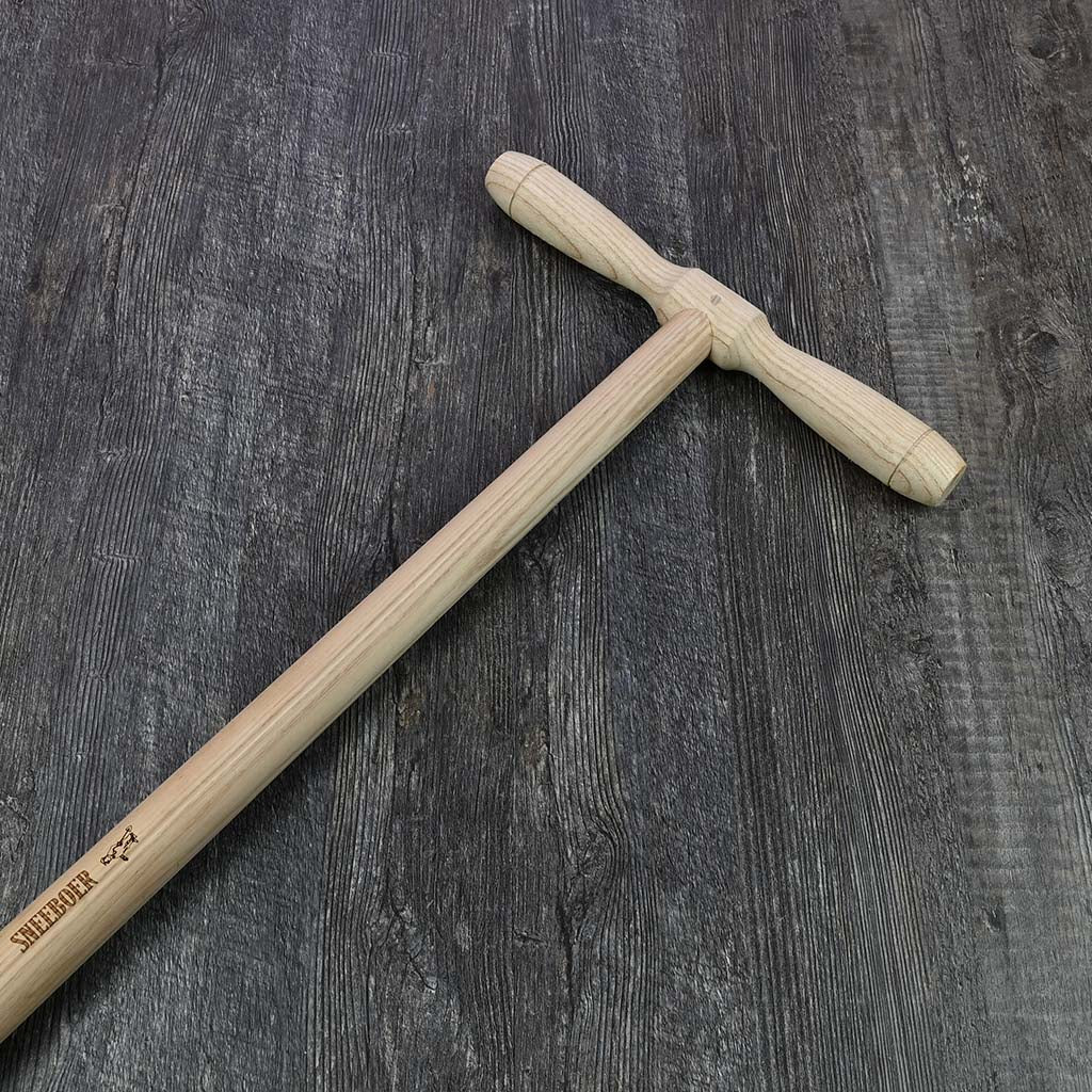Sneeboer Great Dixter Bulb Planter - ash hardwood T handle