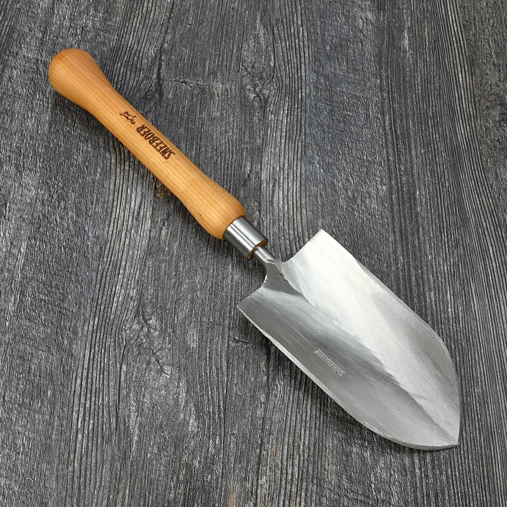 Sneeboer Half Round Transplanting Trowel Bulb Handle front view