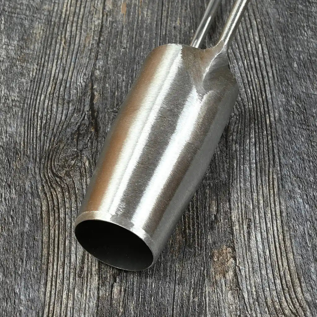 Sneeboer hand bulb planter body detail view.