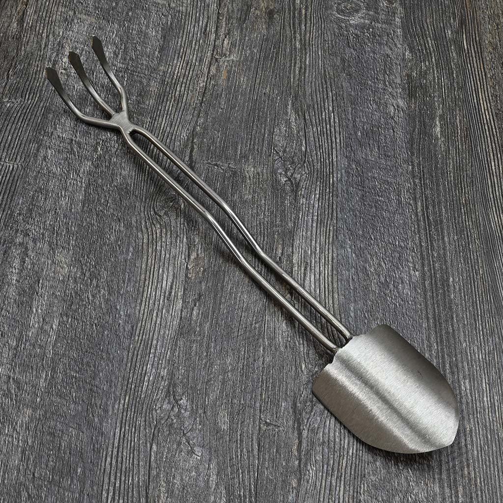 Sneeboer Multi-Shovel bottom view