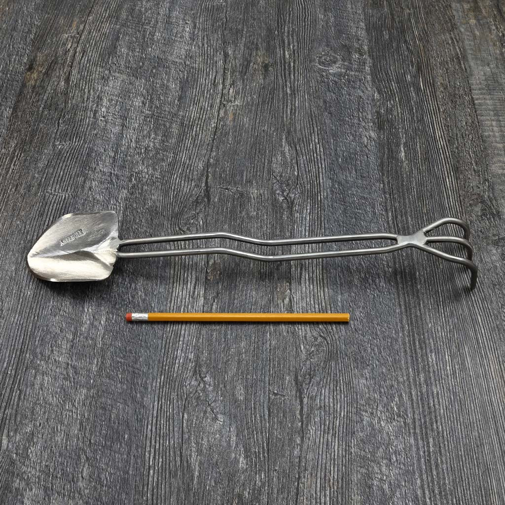 Sneeboer Multi-Shovel size comparison