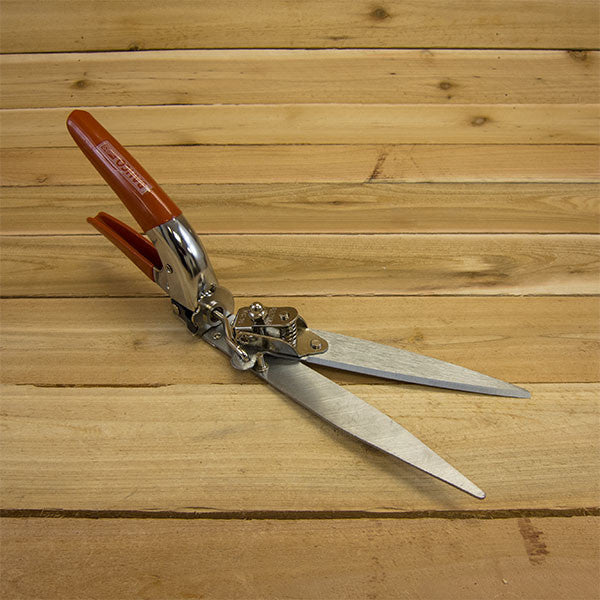Grass Shears with 3 Angle Adjustment by Bahco - Position 1