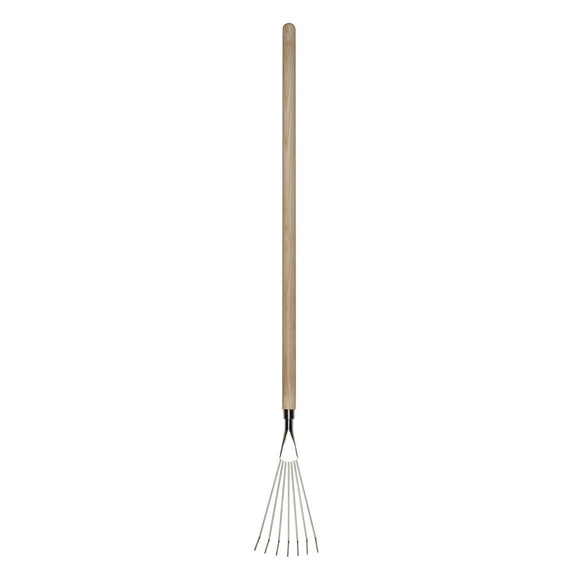 Children’s Leaf Rake by Sneeboer
