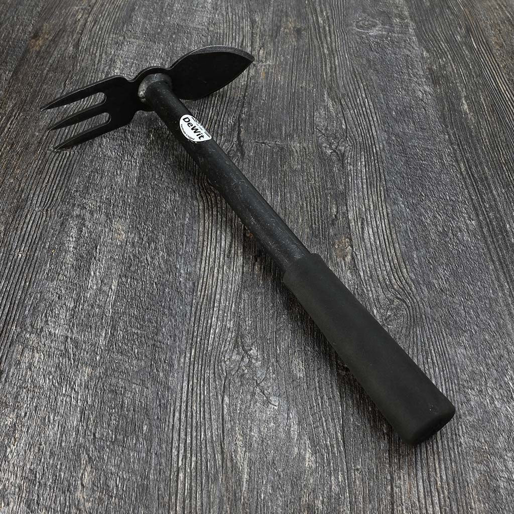 DeWit Combo Hoe w/ 3-Tine Cultivator and Heart Blade - bottom end view