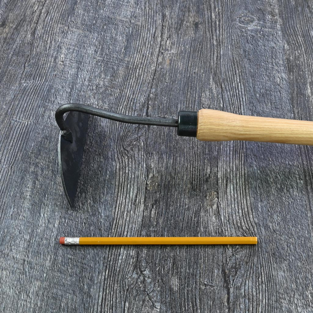 DeWit Drop Grip Onion Hoe - size comparison