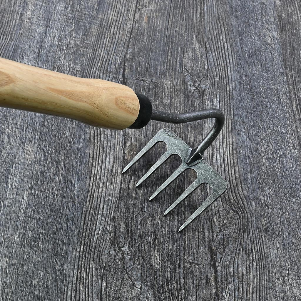 DeWit Drop Grip 5-Tine Rake - rake back view