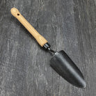 DeWit Dutch Trowel - Mid-Size Handle bottom view