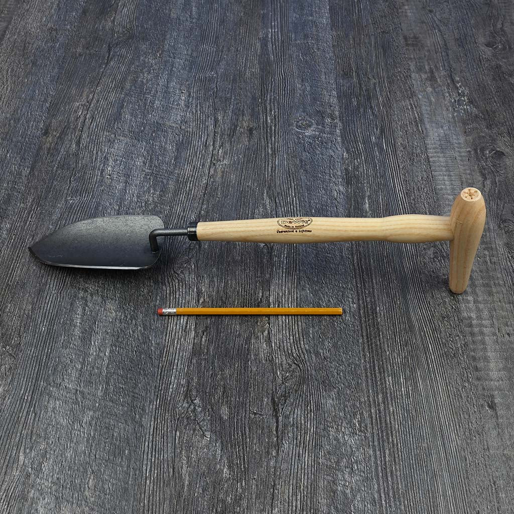 DeWit Dutch Trowel - P Grip Handle - size comparison