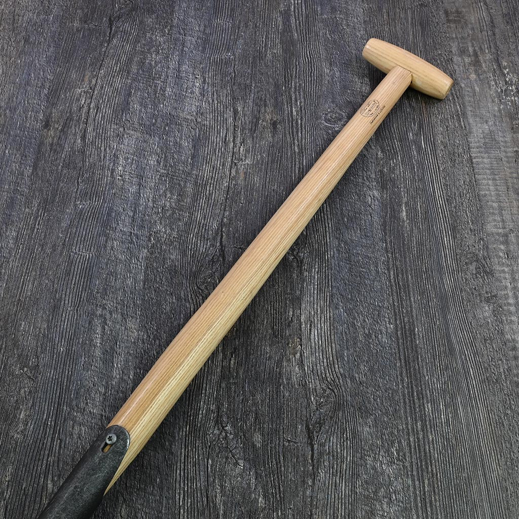 DeWit Transplant Spade - FSC Certified ash hardwood handle