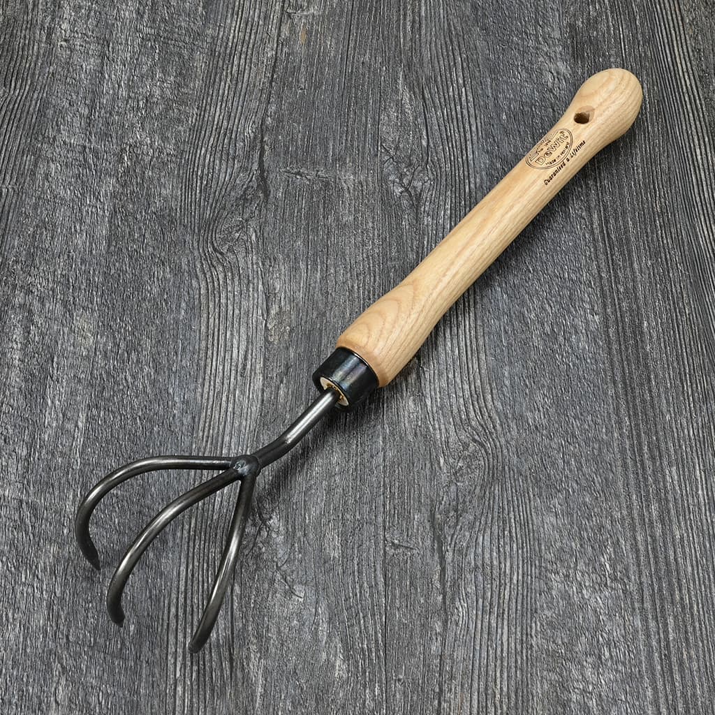 DeWit Hand Cultivator Mid-Size Handle top view