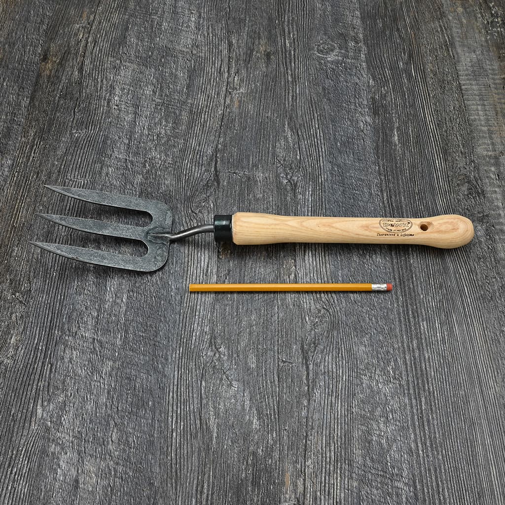 DeWit Hand Fork Mid-Size Handle size comparison