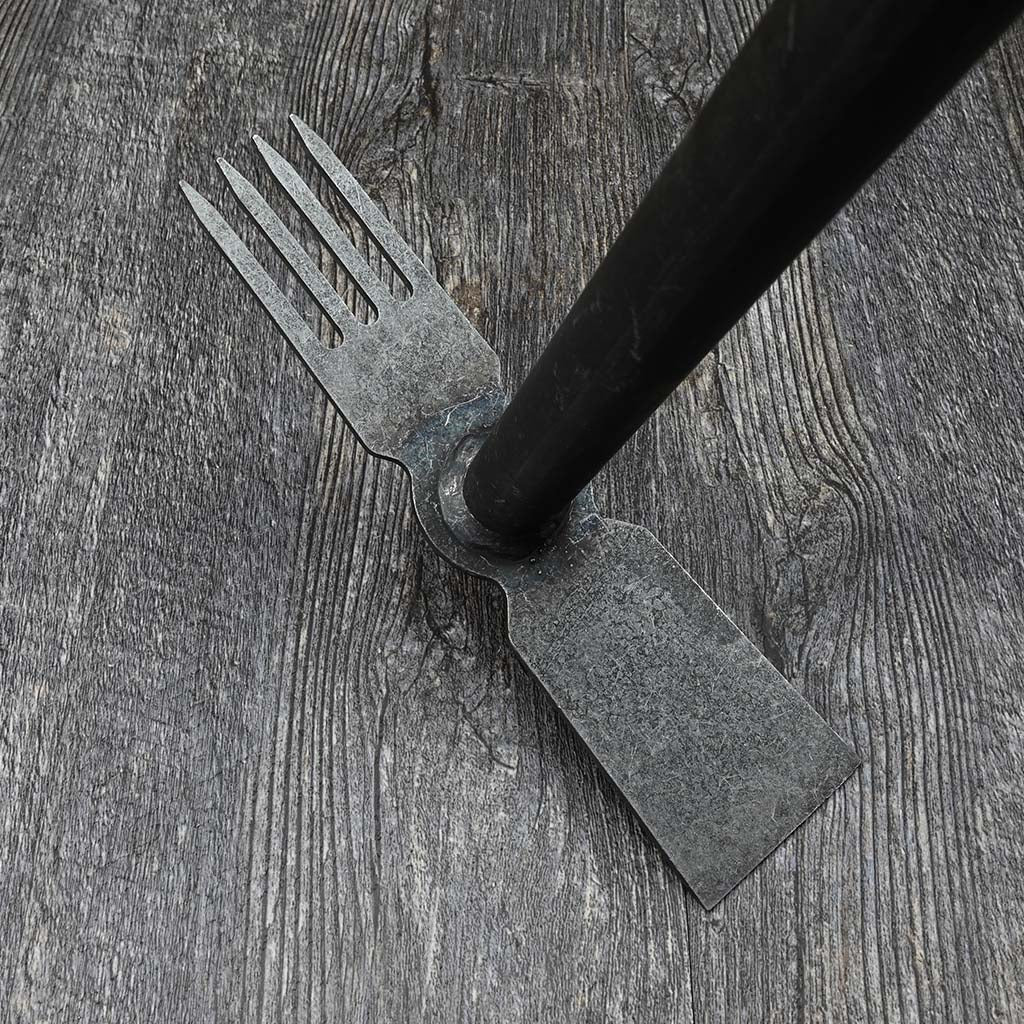 DeWit Mid-Length Combo Hoe Mattock - tines view