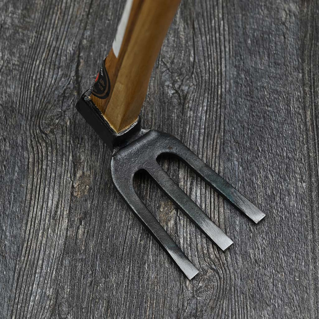 Japanese Kuwa Garden Hoe - bottom view