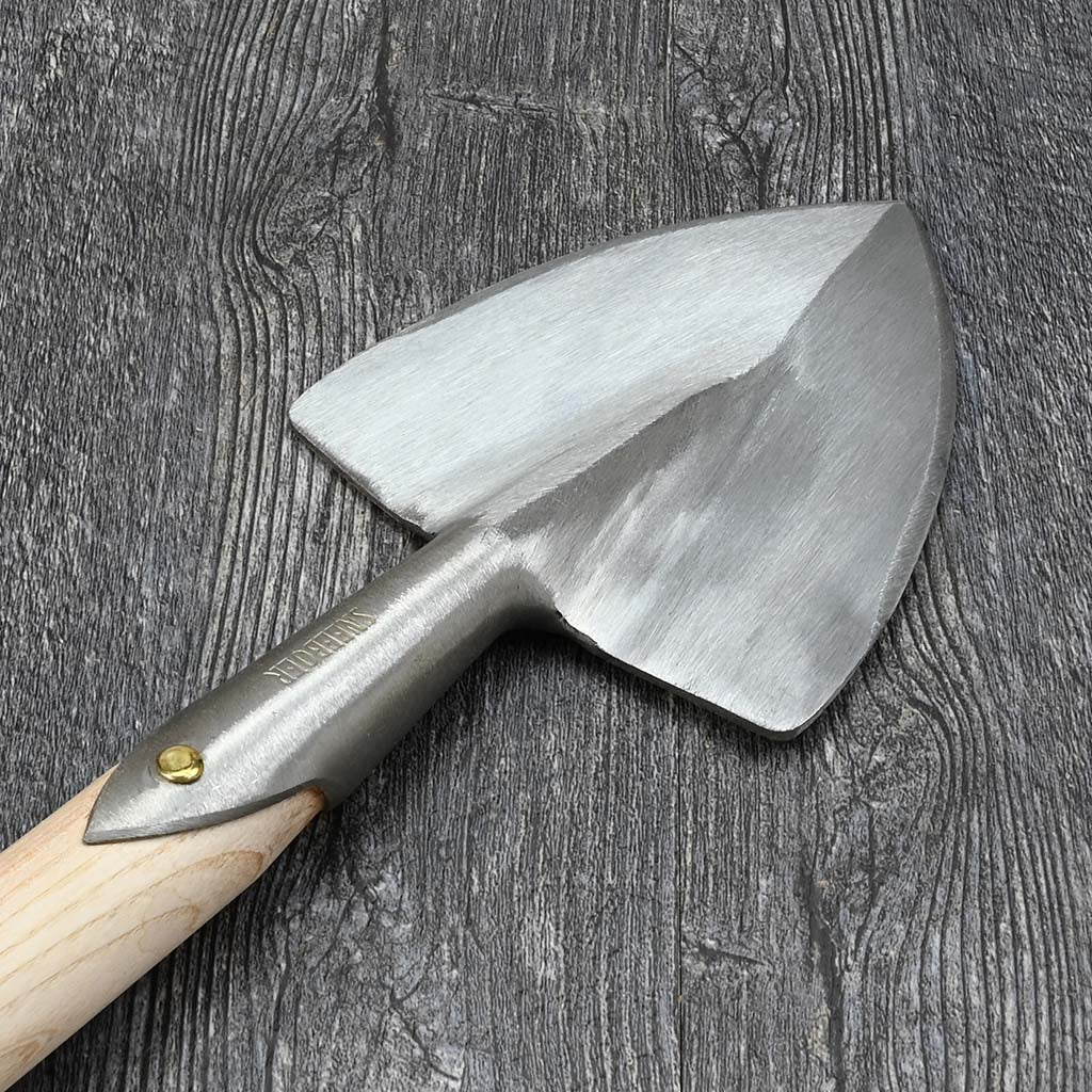 Sneeboer Compact Perennial Garden Spade blade detail