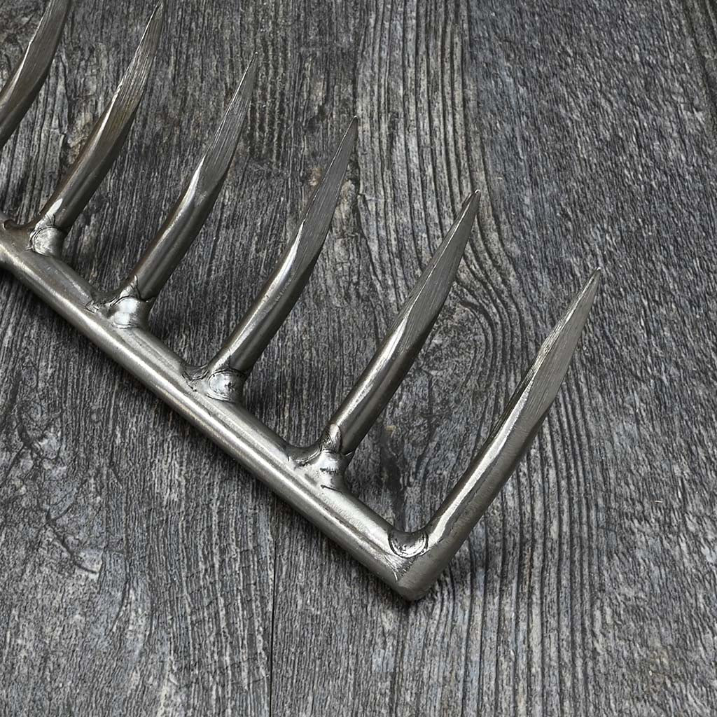 Sneeboer Garden Rake 10-Tine - tines detail