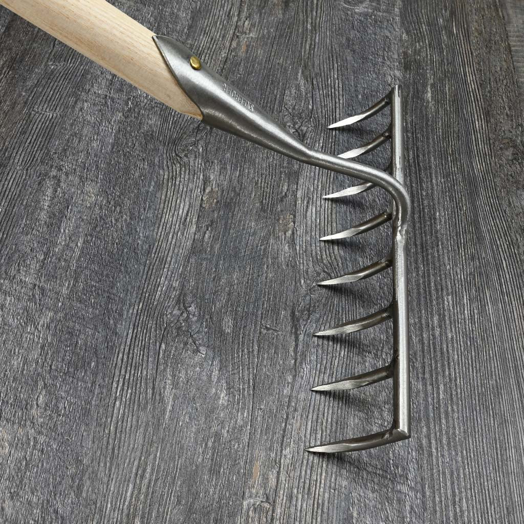 Sneeboer Garden Rake 8-Tine - top view