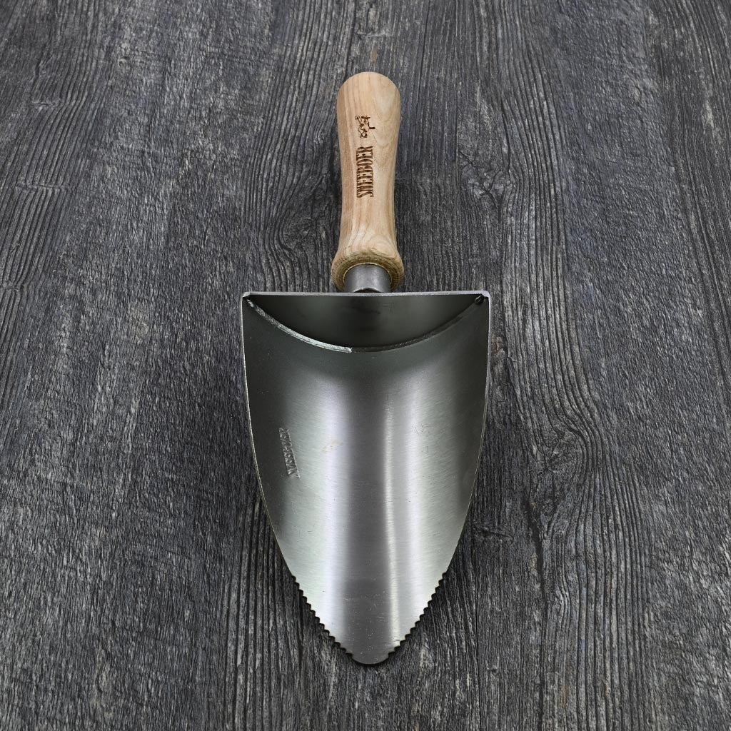 Sneeboer Garden Scoop - scoop detail