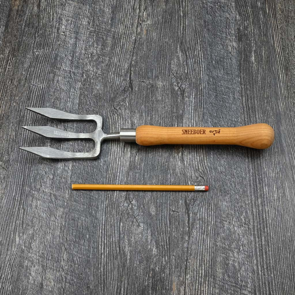 Sneeboer Garden Hand Fork Bulb Handle size comparison