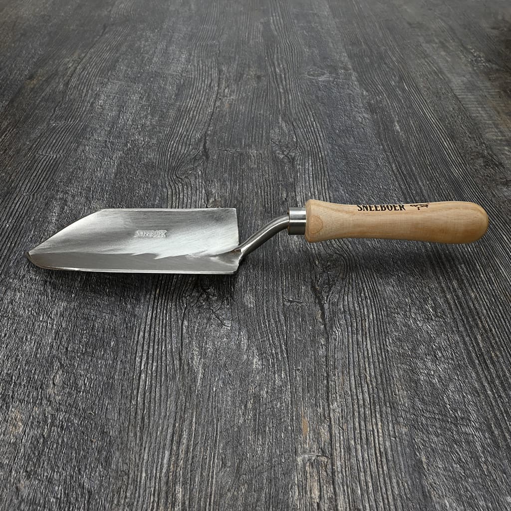 Sneeboer Kappe Garden Trowel side view