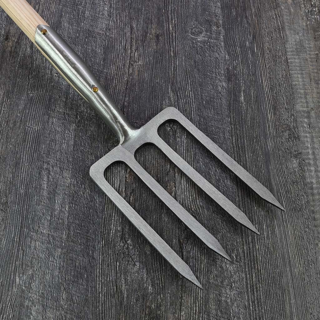 Sneeboer Large Garden Digging Fork - D Handle - front view