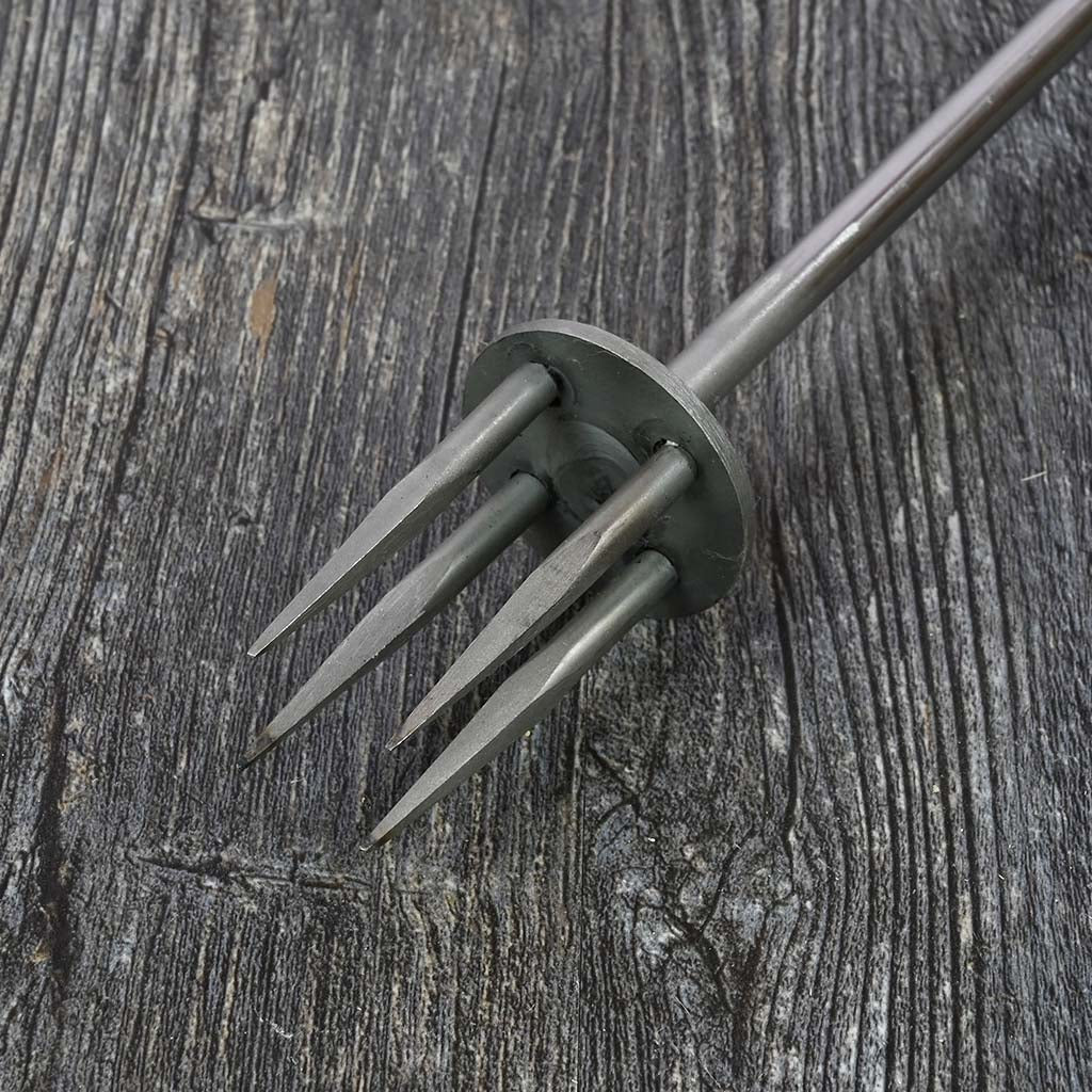 Sneeboer-Leaf-Trash Picker - tines bottom view