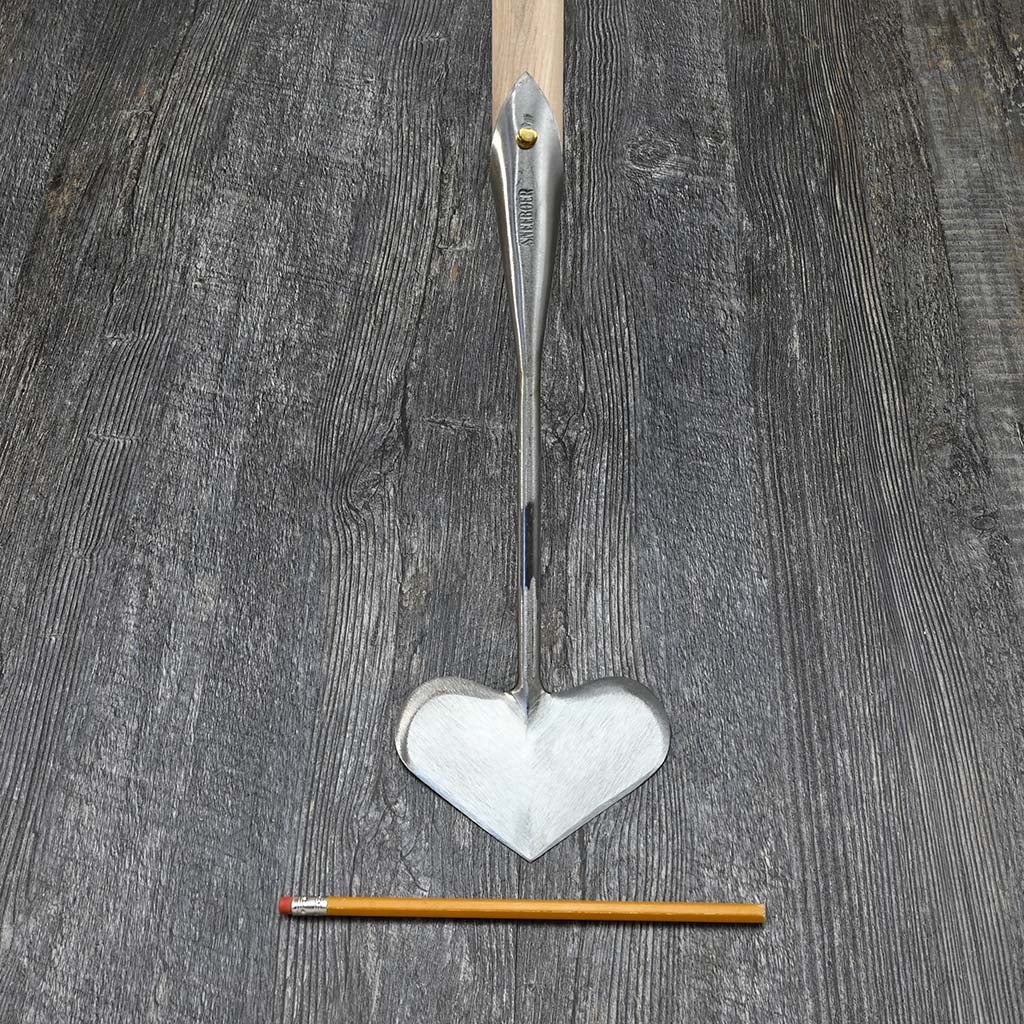 Sneeboer Long Heart Shaped Garden Hoe – Garden Tool Company