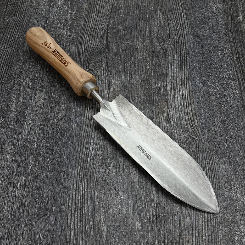 Sneeboer Narrow Blade Weeding Trowel front view
