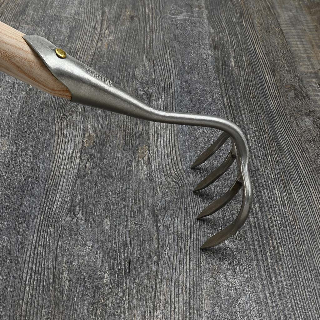 Sneeboer Narrow Weeding Rake - top view