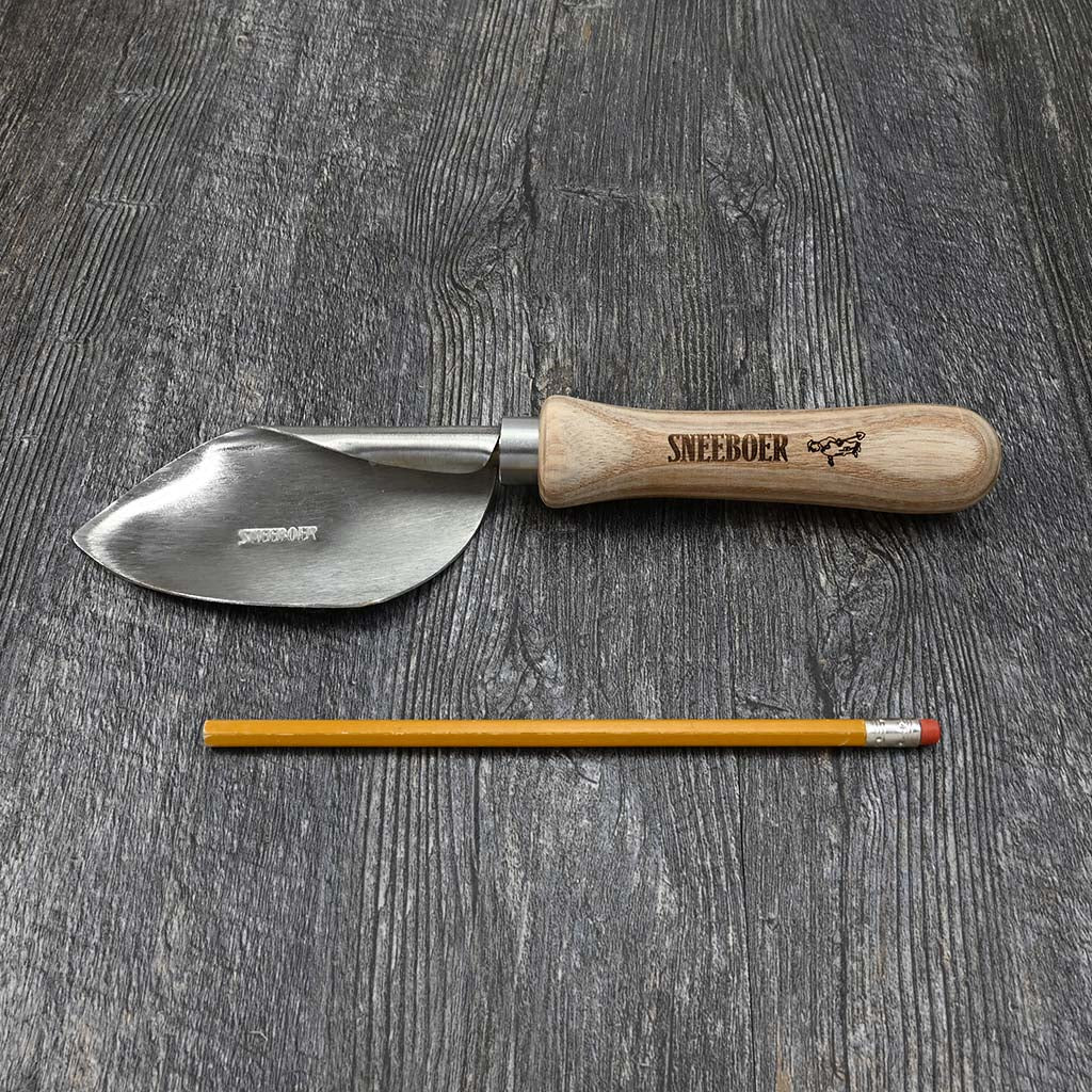 sneeboer garden trowel Sneeboer Potting Trowel – Garden Tool Company