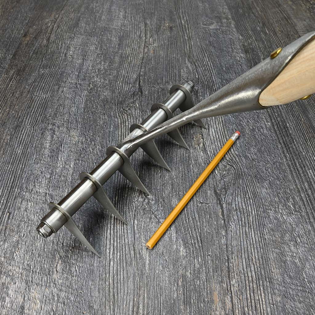 Sneeboer Scarifying Rake – Garden Tool Company