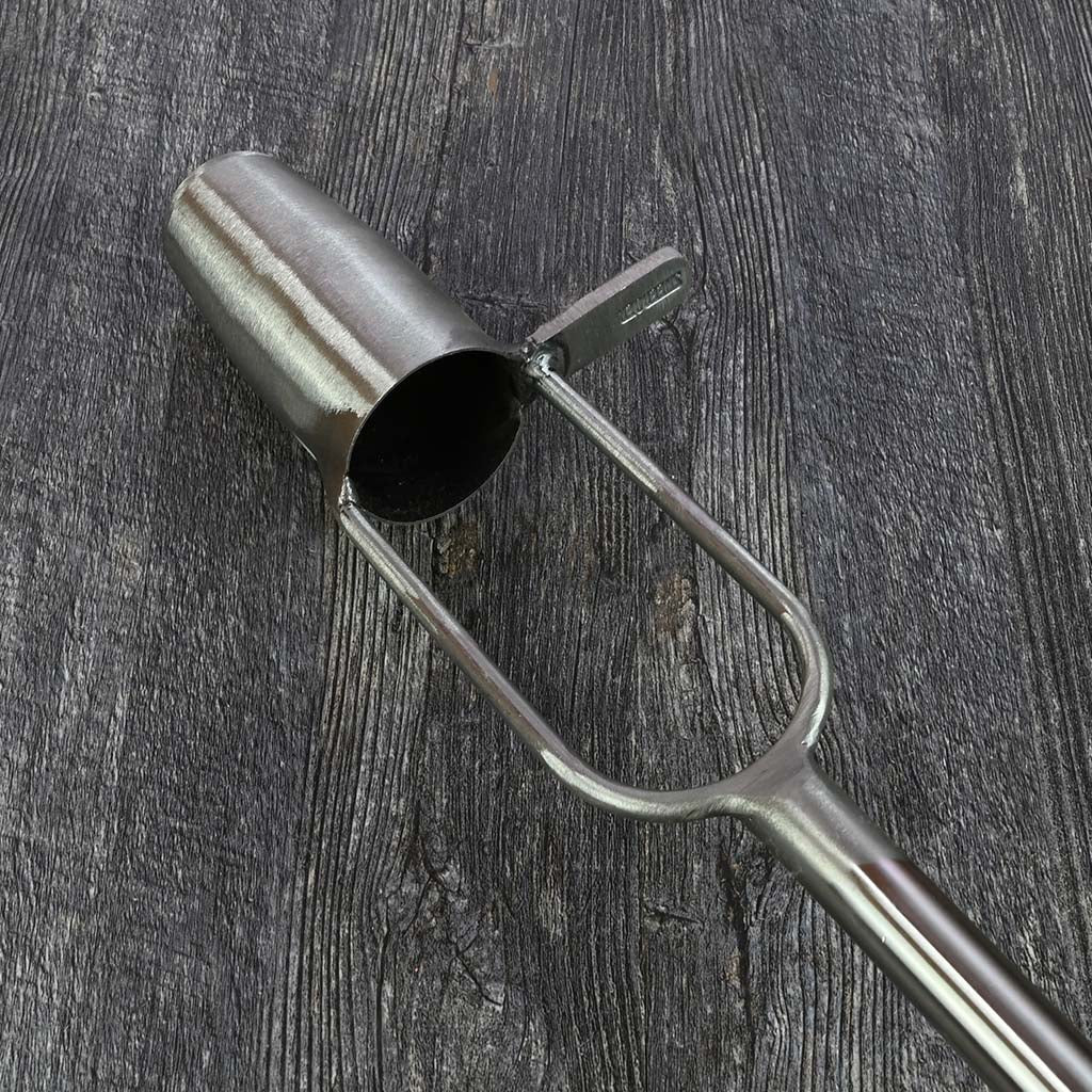 Sneeboer Stainless Steel Bulb Planter - step detail