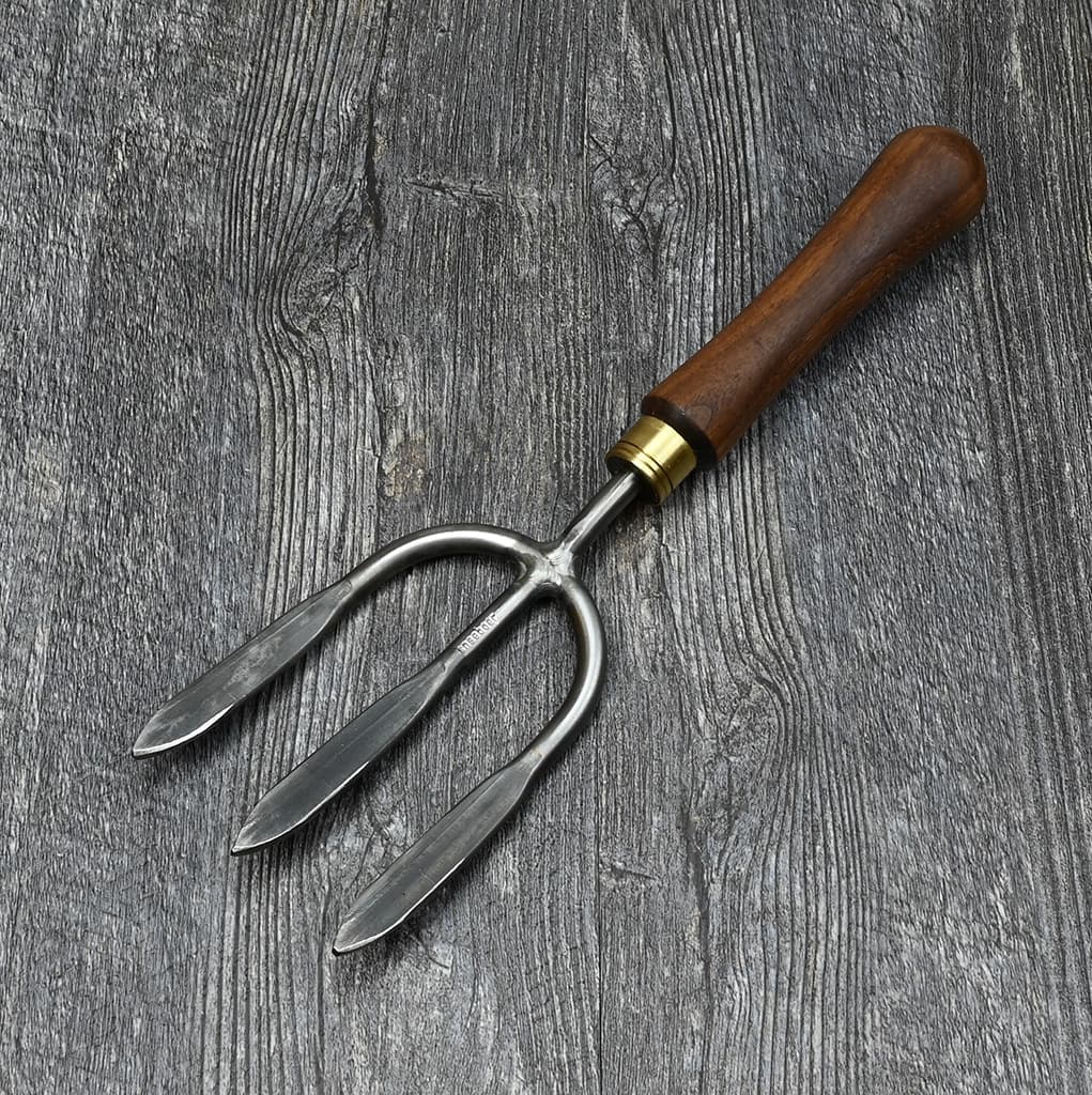 Sneeboer titanium hand fork.