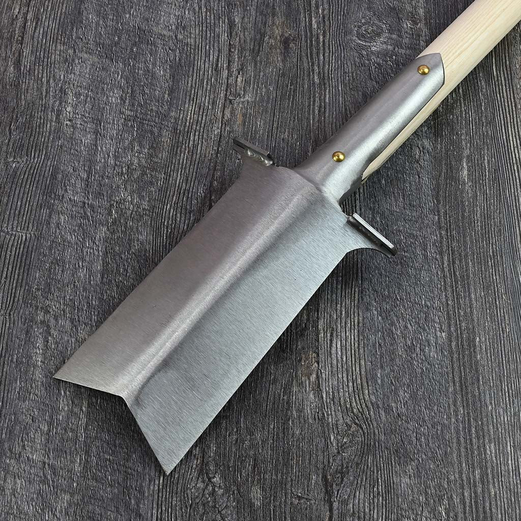 Sneeboer Garden Transplanting Spade - D Handle - blade back