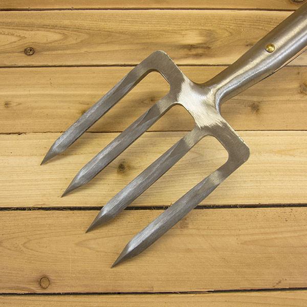 D handle garden fork top
