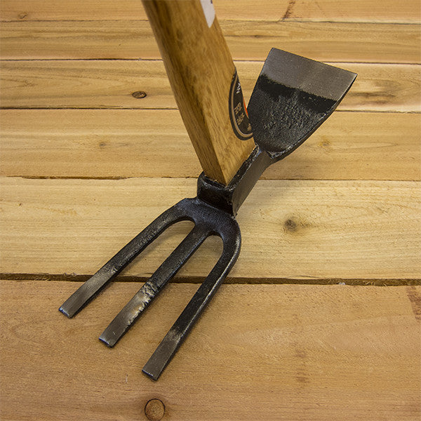 Japanese Cuttle-Fish Hoe - Tine Side