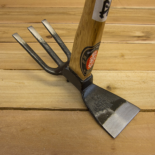 Japanese Cuttle-Fish Hoe - Mattock Side