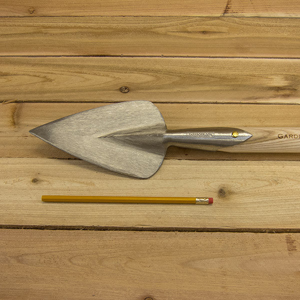 Pointed Perennial Spade by Sneeboer - Size