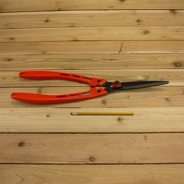 Lightweight Hedge Shears by Saboten - size comparison