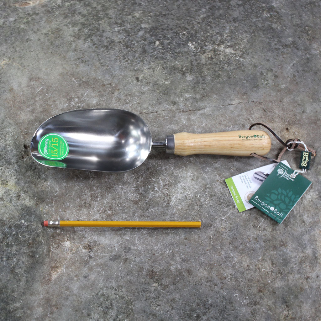 Compost Scoop by Burgon and Ball - size comparison