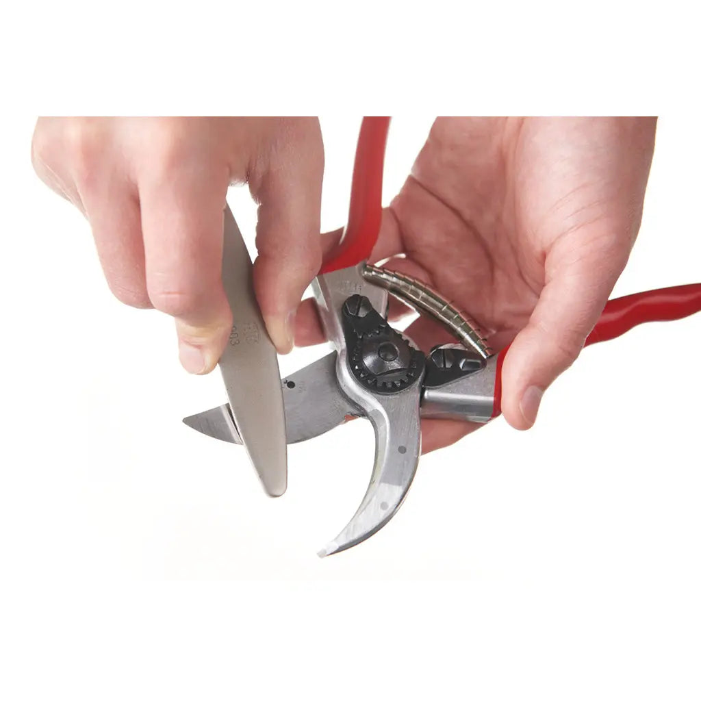 Diamond Sharpening Tool by Felco - in use