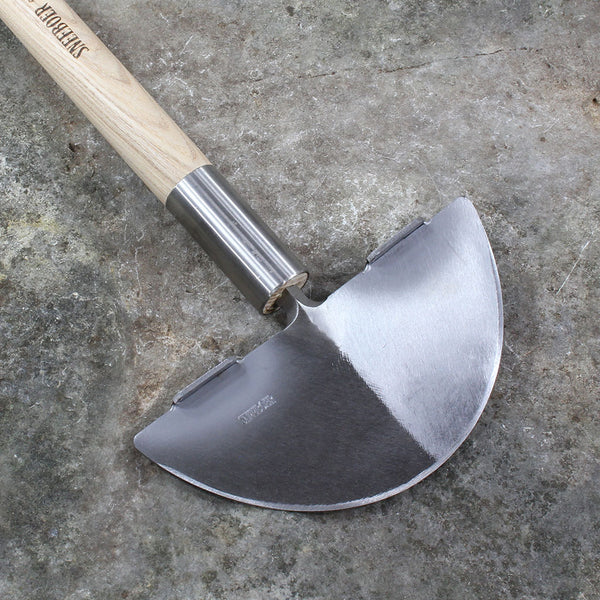 Garden Edging Knife with Steps by Sneeboer-front view