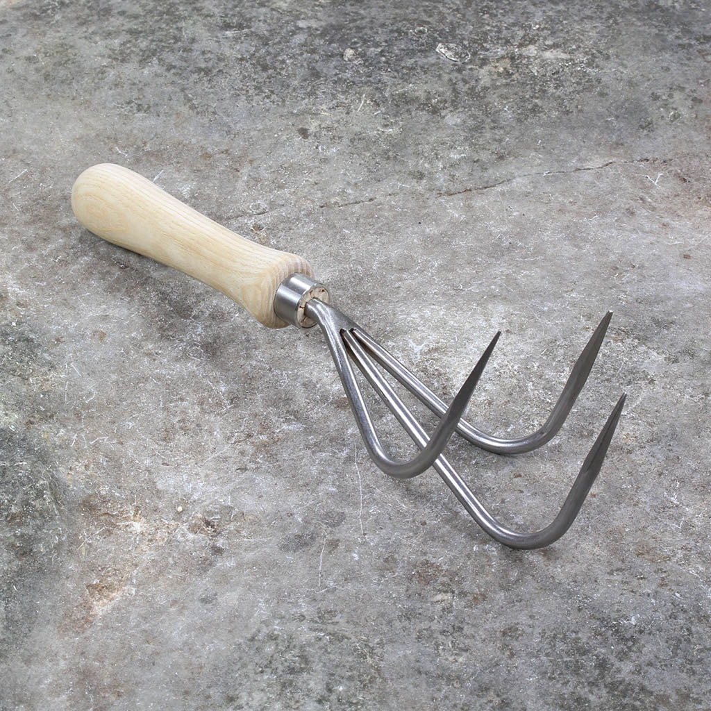 Hand Garden Cultivator by Sneeboer - bottom view