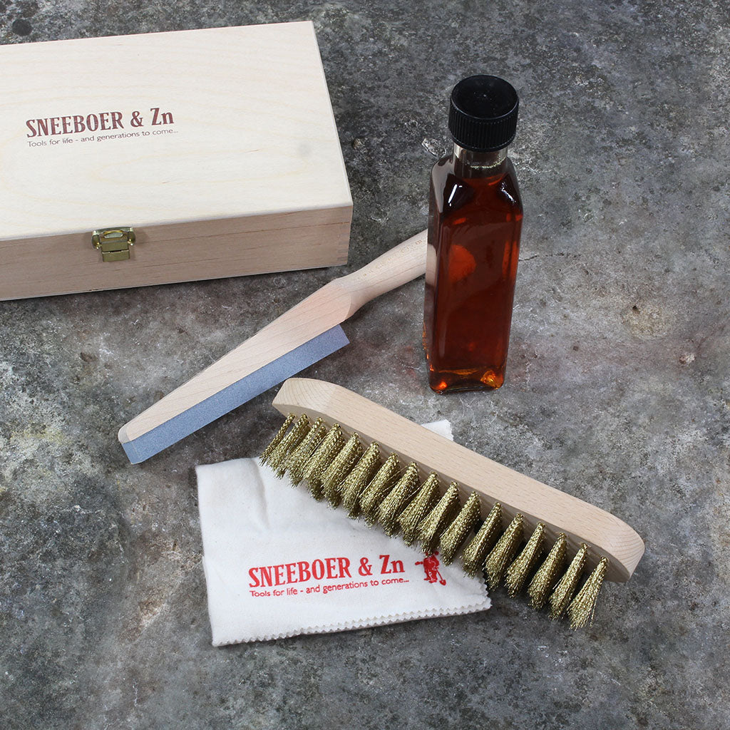 Garden Tool Maintenance Kit by Sneeboer Garden Tool Company